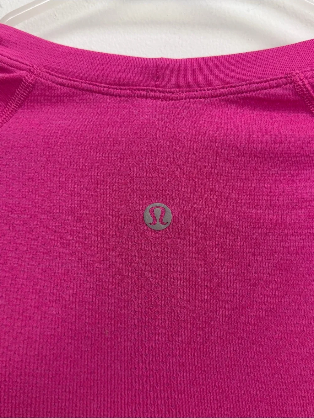 Lululemon Shirt Womens 6 Pink Swiftly Tech 2.0 Long Sleeve Thumb Holes Stretch